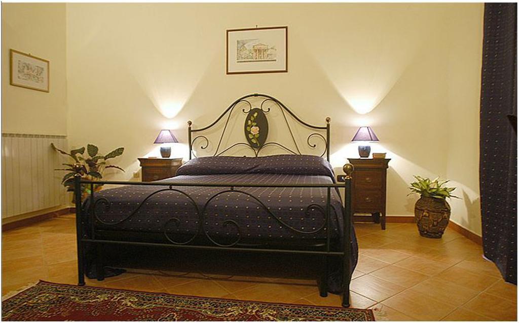 Hotel Ristorante Novecento Казерта Экстерьер фото