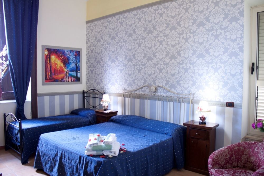 Hotel Ristorante Novecento Казерта Экстерьер фото