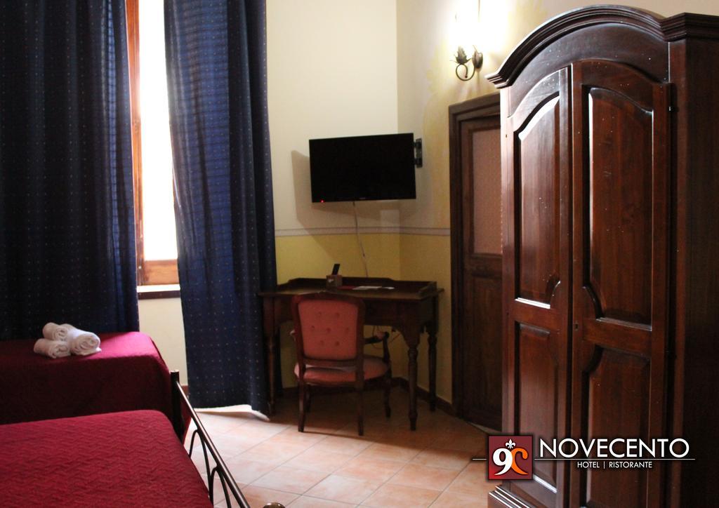 Hotel Ristorante Novecento Казерта Экстерьер фото